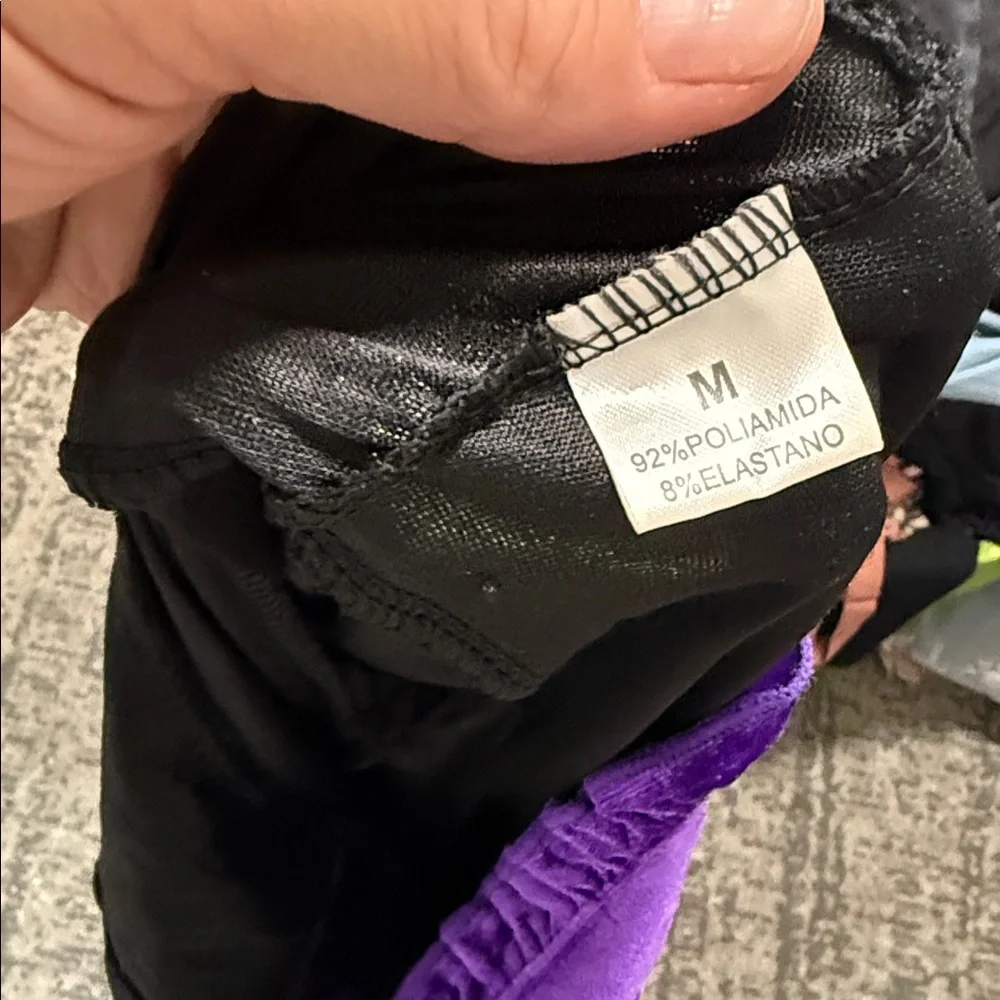 Black and Purple witch dress - Picture 2 of 2